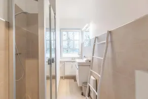 Cozy vacation apartment for two people in Vollerwiek near St. - Image 2
