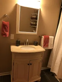 Large Home In Dundee For Families, Pets Welcome - Image 3