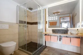 Holiday Home \"Torre 4\" with Sea View, Terrace & Wi-Fi - Image 2