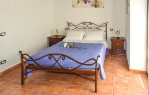 Gorgeous home in Cagli - Image 4