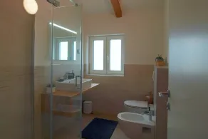 Traumhaftes Ferienhaus mit Whirlpool in Bale - Image 4
