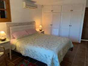 Spettacolare villa di montagna con piscina privata e moderna - Image 2
