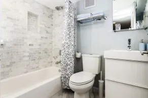 Gladys and David's Apartment - Image 4