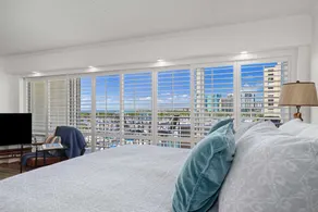 Ilikai 739 Ocean / Sunset / Marina Views - K Bed / Q Sofabed - New Remodel - Image 5