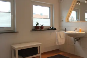 quiet house with garden for six people - Image 2