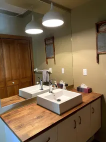 Cozy house with spa 10 minutes from Village Vacances Valcartier. - Image 3