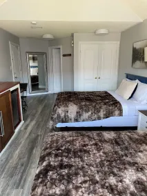 Spacious Resort Studio in Collingwood - 9 Min from Blue Mountain! - Image 4