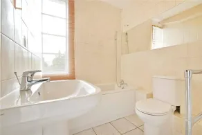 Brondesbury Apartment - Image 2