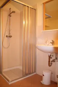 Apartamento 'Jörgs Ferienwohnung Lohmen' com terraço privado, jardim privado e acesso Wi-Fi - Image 2
