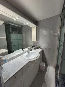Luxury apartment 3 bedrooms + roof top 35 m2 Spa- jacuzzi - Image 5