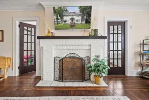 Historic & Family Owned - Image 5