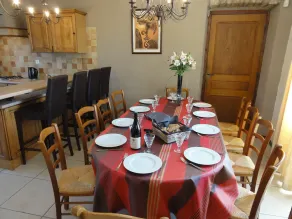 House with private pool, fenced garden! All-inclusive vacations! - Image 3