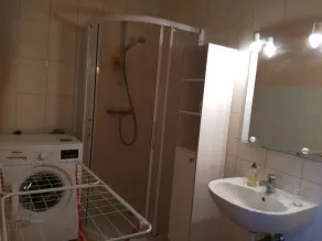 Charmerende 1 værelse, køkken, badeværelse på 35 m2 i meget rolig bolig. - Image 4