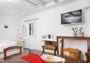 Beautiful Naxos Villa | 4 Bedrooms | Villa Red | Wonderful Mountain View - Image 4