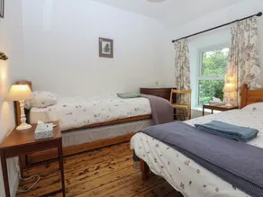 Chandos - Image 5
