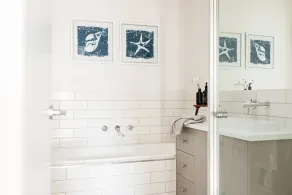  Easy and dreamy sanctuary with a relaxed coastal vibe - Image 2