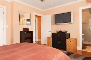 LOCATION, LOCATION LOCATION, 2 chambres, 2 salles de bain Condo de luxe - Image 4