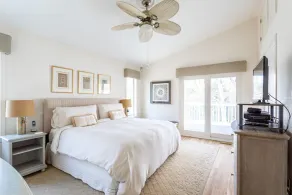 Immaculate Home in Springs / East Hampton With Pool - Image 4