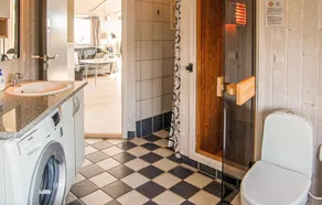 Stunning home in Rudkøbing with sauna - Image 4