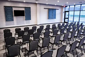 Unique Design, King Bed-Free Wifi-Let Hotel Rock Lititz Deliver a VIP Experience - Image 4