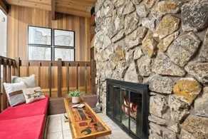 ZigZag Basecamp · Cozy Cabin Perfect for Nature Escapes w/ Hot Tub - Image 3