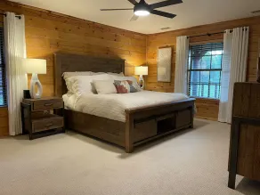 Getaway from the hustle and bustle and stay in a peaceful cabin in the woods! - Image 5