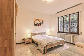 3½-room apartment with terrace, balcony and fantastic lake view - Image 3