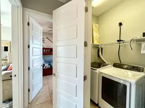 Relax by the Private Heated Pool, Walk to Town & Beach. - Image 2