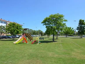 Holiday Home Near the Beaches - Image 4
