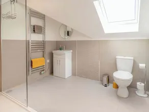 3 bedroom accommodation in Baston, near Stamford - Image 5