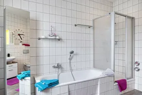 Apartamento \"Burgblick\" com vista para a montanha, terraço partilhado e acesso Wi-Fi - Image 4