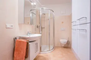 Holiday Apartment with Mountain View, Panoramic Terrace & Balcony - Image 2