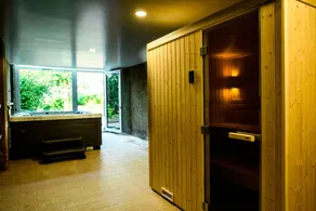 Secluded group gite with all comforts (pool, spa, sauna, summer kitchen) - Image 5