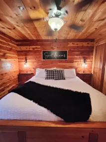Cozy Cedar Lodge surrounded by Ozark National Forest with great views! - Image 4