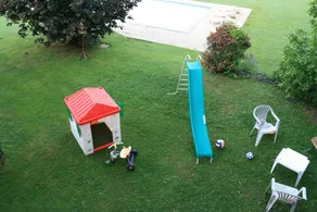 I alle sæsoner, hus i frodige grønne omgivelser + privat pool og skov - Image 2