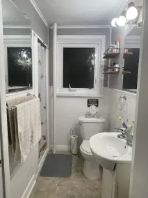 Cozy Kawartha Cottage right on the water - Image 3