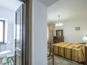 Caratteristica villa per 8 persone con piscina privata, WIFI, TV e animali ammessi - Image 3