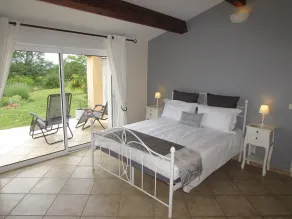 Barjac Villa Pastis - Gîte with swimming pool and view of the Cévennes mountains - Image 4
