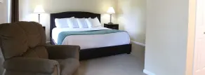 Spacious 2BR Townhouse Short Ride Away from Mountainview Golf Course - Image 3