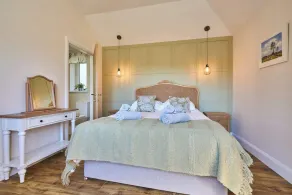 Host & Stay - Toad Cottage - Image 4