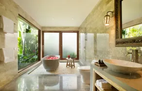 Elegant, Intimate, Luxury Contemporary Balinese Villa  In a Traditional Village - Image 4