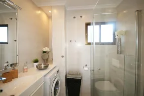 New luxury apartment 1st line, access to the beach - Image 3