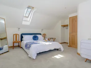 2 bedroom accommodation in Farnborough, near Banbury - Image 3