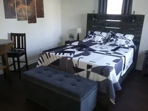Music Studio Getaway, Close to Entertainment! - Image 4