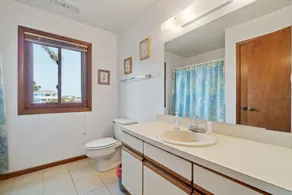 Spacious canal-front home with stunning Back Bay views and sunsets. - Image 2