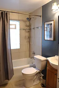 Spacious 2 BR Near Buffalo/Niagara Falls - Image 4