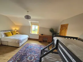Benroe House 5 Bedrooms - Image 5
