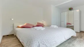 Casa Romantica - encantadora casa de vacaciones para 4 + 2 personas con piscina climatizada - Image 4