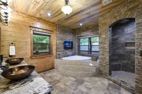 Cabine de luxe 5 étoiles ALL SPRUCED UP pour 18 personnes avec des équipements de luxe! - Image 4