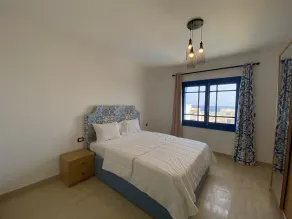 Villa with private pool and beach access - Image 5